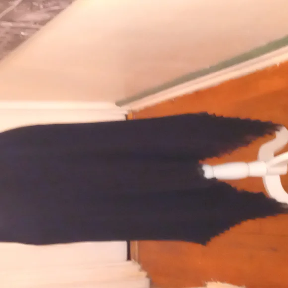 Elegant Black Pleated Skirt